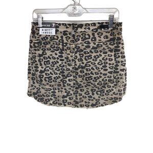 New Almost Famous Leopard Print Skirt size 7